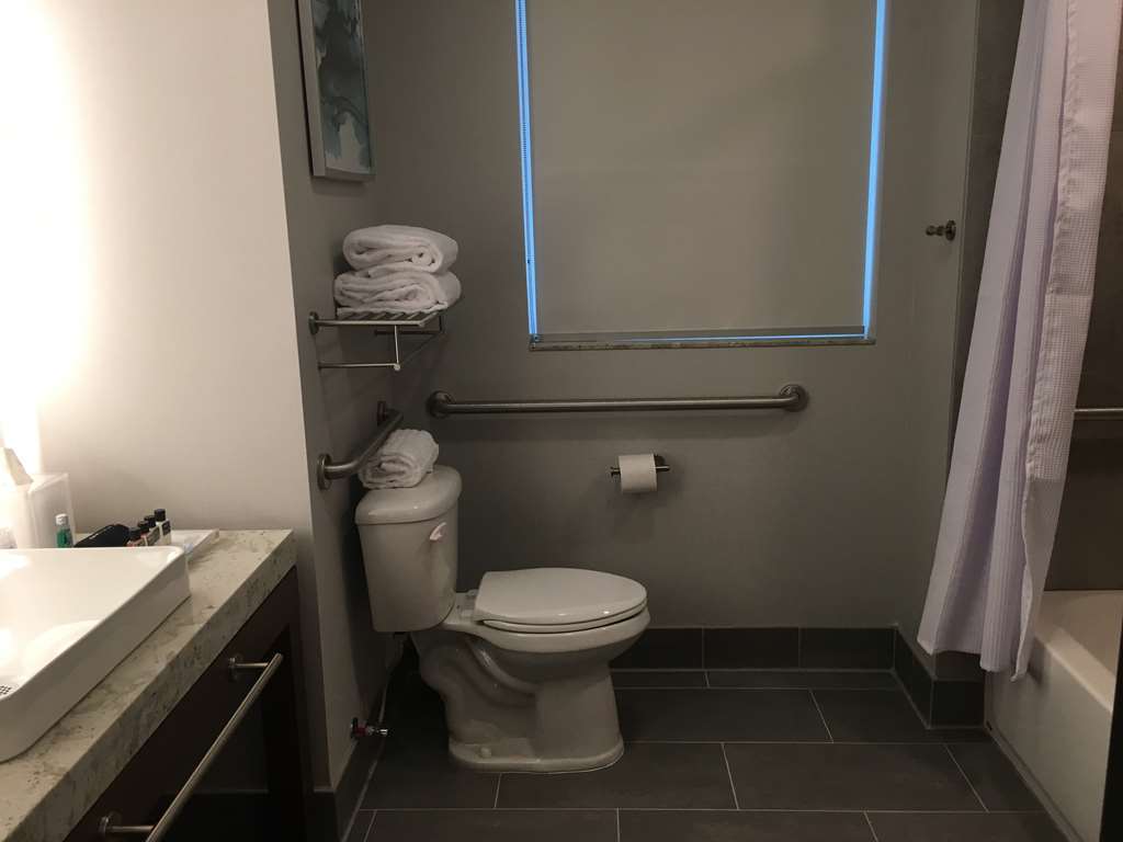 Best Western Premier Hotel At Fisher'S Landing Vancouver Quarto foto